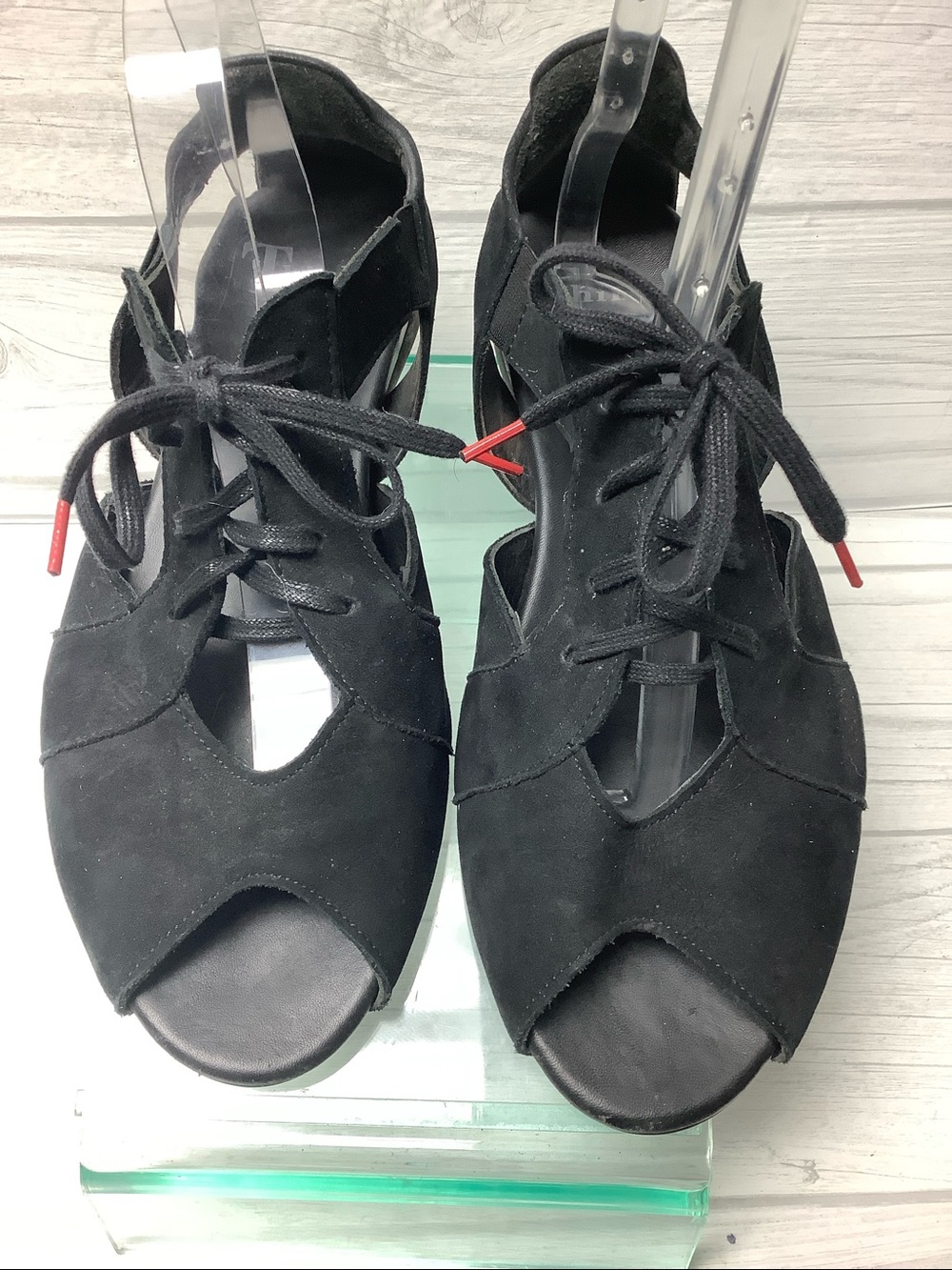 Think! Sandals - Picture 6 of 10